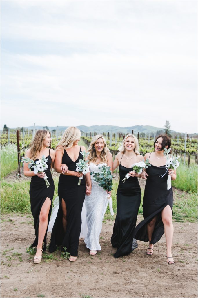 A Sonoma backyard wedding with chic, classic details, and vineyard views by Ashley Carlascio Photography