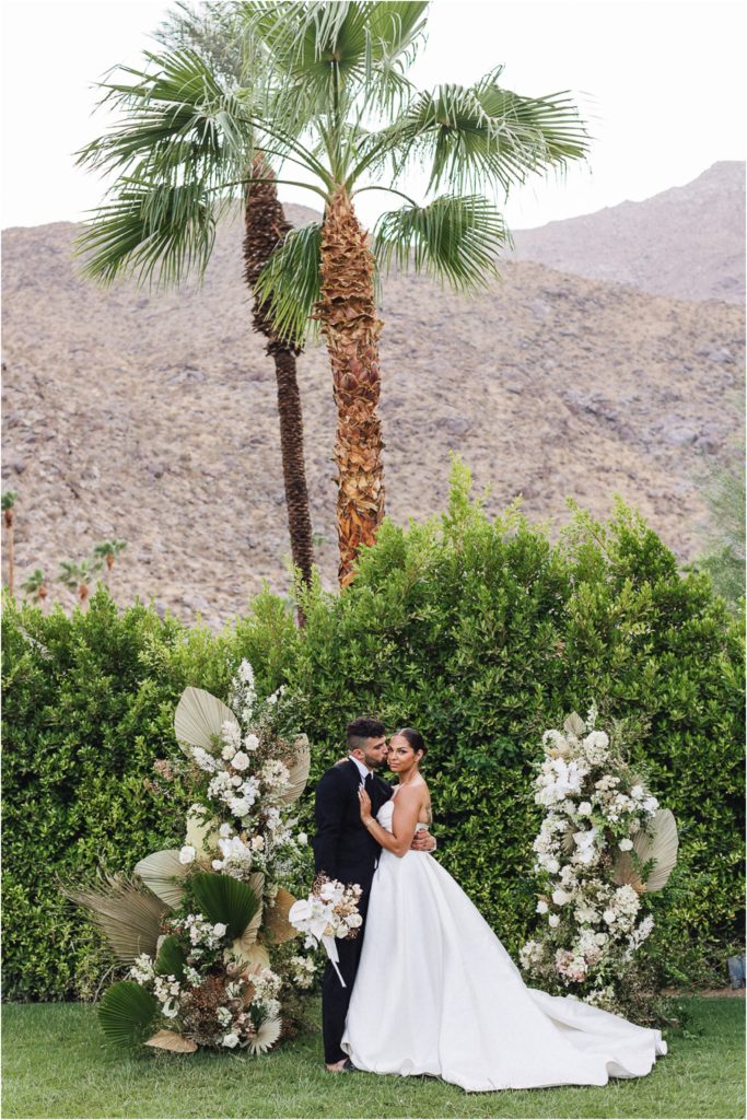 Chic Palm Springs Desert Wedding with Black, White + Taupe Tones