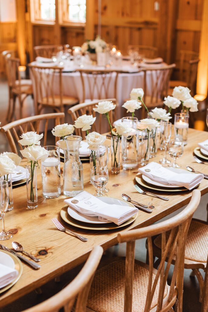 Elegant and Timeless Black and White wedding at The Barn at Pheasant Trail Ranch | Colleen + Trent