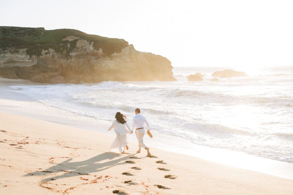 A Picturesque Engagement Session at Montara Beach | Annie + Ben